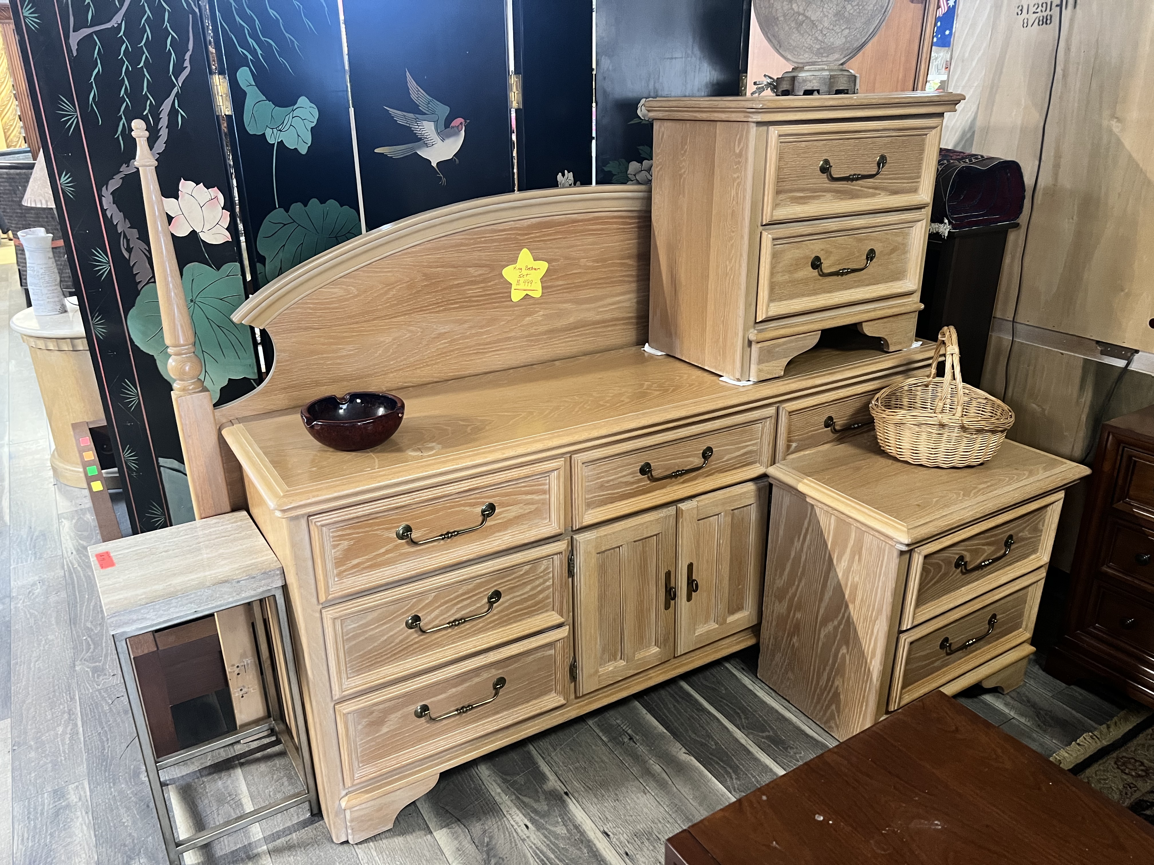 King washed oak bedroom set